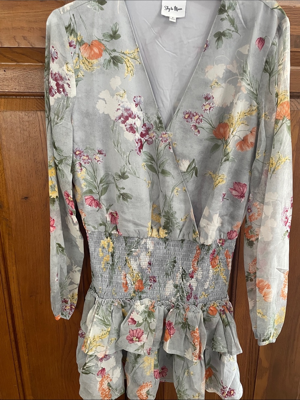 Floral Smocked Waist Gray Mini Dress Sz. S runs small 0/2 NWOT long sleeve
